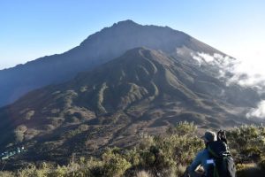 mount_meru